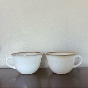 Fire-King White Swirl Teacup Set (Pair) – Vintage Milk Glass